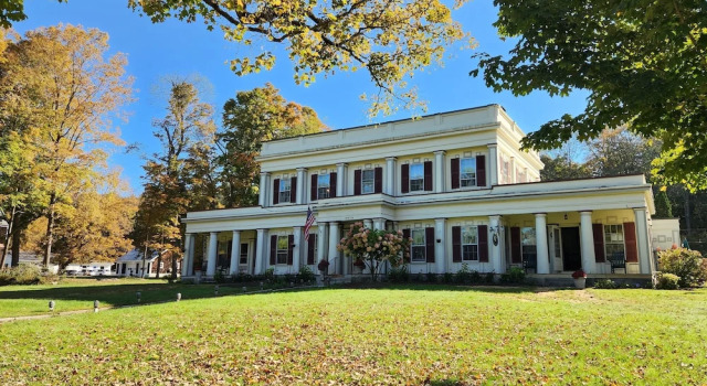 Arlington Inn & Spa, Buchen Sie Pension  