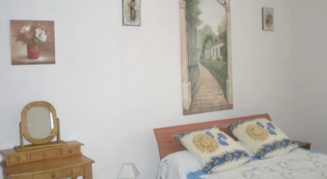 Villa With 4 Bedrooms in Grignan, With Wonderful Mountain View, Privat, Rezerwuj Willa Grignan Drôme Provençale