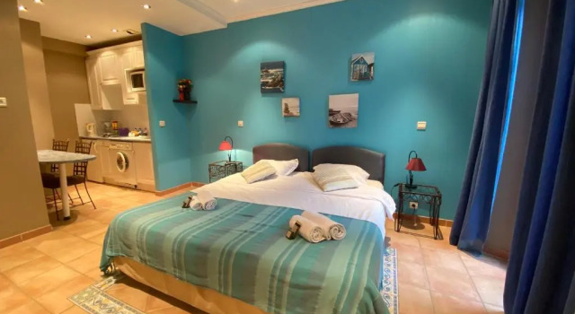Студия Superior Cannes Holiday Suites