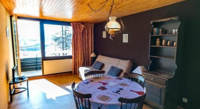 Appartement Vars, 1 pièce, 4 personnes - FR-1-330B-47, Prenota Appartamento Hotel a Alvernia con parcheggio, Parcheggio