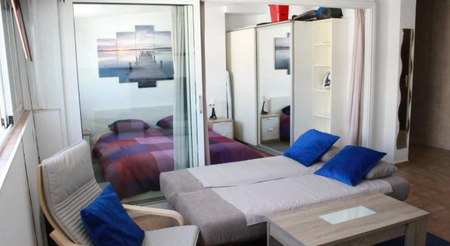 Apartment Sirena Beach, Забронировать Апартаменты/квартира Апартаменты Нерха, рядом с Церковь Эль-Сальвадор, Апартаменты/квартира