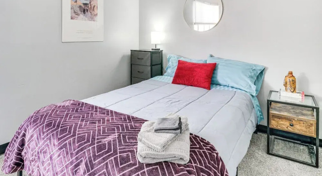 1 Mi to Unm! Albuquerque Home w/ Fire Pit & BBQ, Book Feriehus Sommerhuse i Albuquerque, Hytte