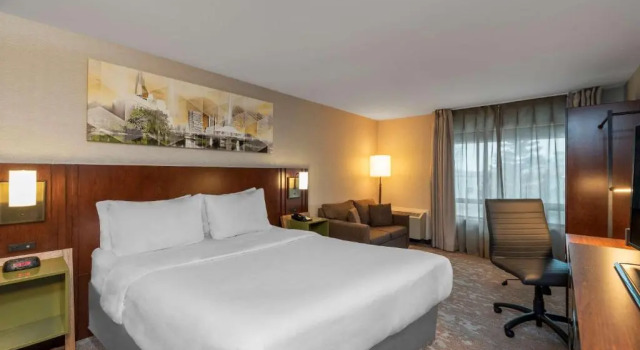 Номер Standard Comfort Inn Cambridge - Highway 401