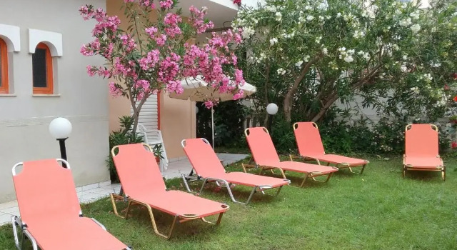 Студия Economy Цокольный этаж Ilona Apartments Chania