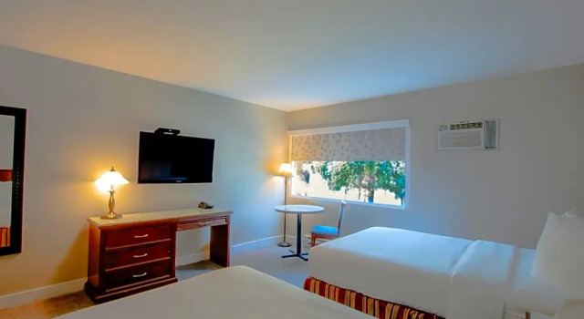 Номер Standard Scotts Inn & Suites
