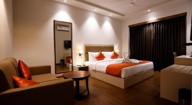 Amara Grand Baga, Varaa Hotelli 4 tähden hotellit kohteessa Goa, 4*