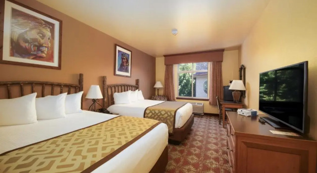 Четырёхместный номер Standard Coeur DAlene Casino Resort Hotel