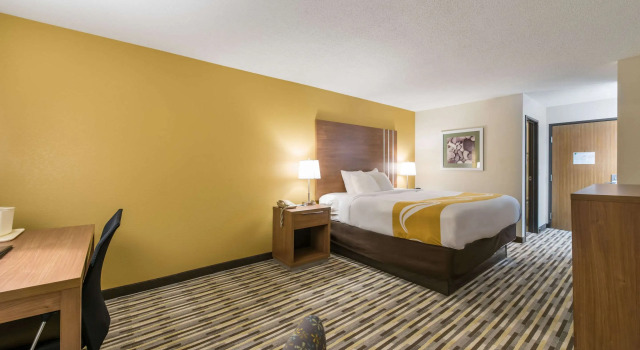 Двухместный номер Standard Quality Inn Michigan City South