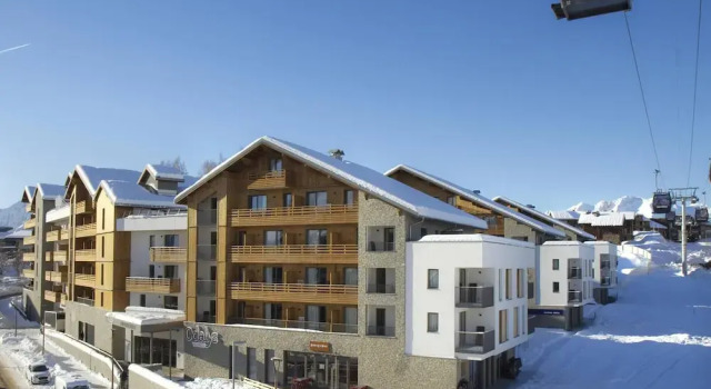 Apartment in L'eclose With Mountain Views, Prenota Appartamento Hotel a Alvernia con parcheggio, Parcheggio