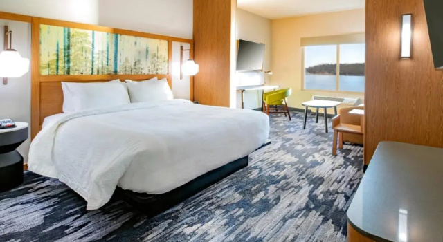 Двухместный люкс Fairfield Inn & Suites by Marriott Klamath Falls