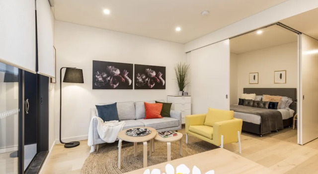 One Bedder With Pool Very Close to City