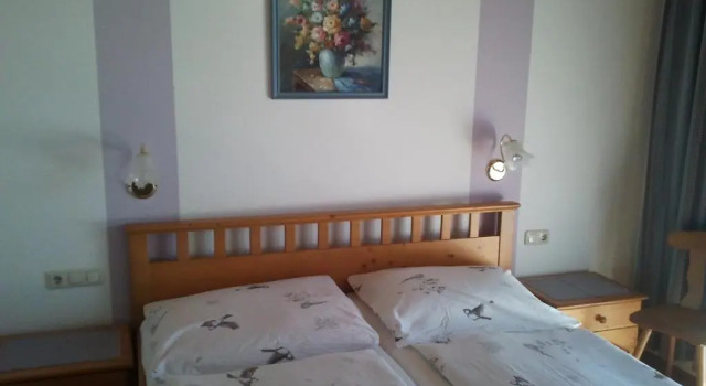 Номер Standard Pension Elisabeth