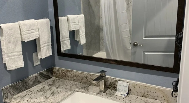 Номер Economy Scottish Inns and Suites Scarsdale