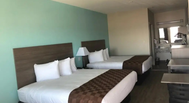 Pearl Inn, Забронировать Отель Отели Галвестон с парковкой, рядом с Rebecca Sealy Hospital, Парковка