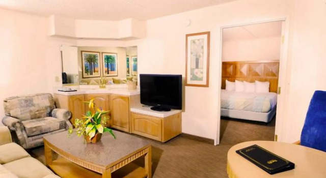 Двухместный Central Tower люкс Vista Harrahs Laughlin, A Caesars Destination