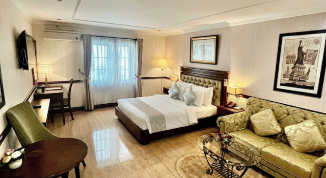 Двухместный люкс Central Hotel & Residences Swimming Pool