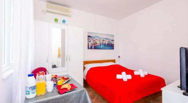 Студия с видом на город Miracle Apartments