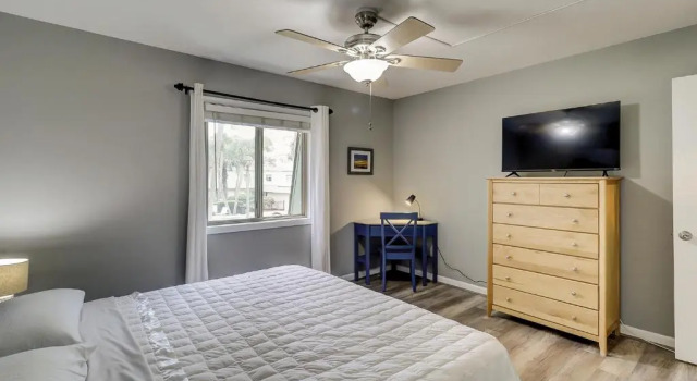 75 Hilton Head Cabanas 2 BR Forest Beach, Забронировать Отель Отели Южной Каролины с бассейном, Бассейн