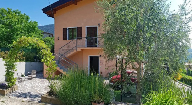 Коттедж Casa Gina & Melape Garden and Solarium by Gardadomusmea