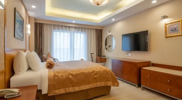 Люкс Deluxe Qingdao Blue Horizon Marina Gold Hotel