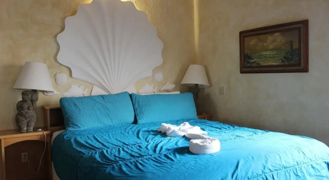 Mid-century Ocean View Apartment, Book Apartment Puerto Penasco Sonora