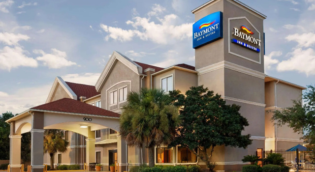 Двухместный номер Baymont by Wyndham Clute Lake Jackson