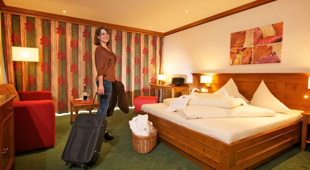 Двухместный номер Deluxe с балконом Berg SPA & Hotel Zamangspitze