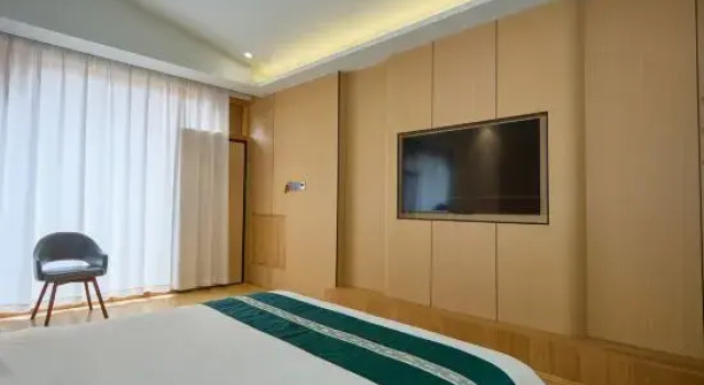 Люкс Deluxe Chuzhou Ancient City Cidi Huahua Homestay