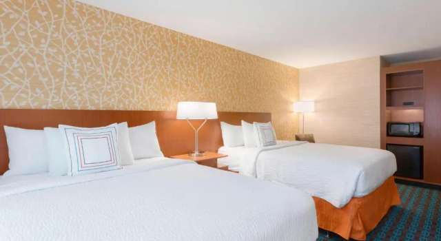 Четырёхместный номер Standard Fairfield Inn & Suites by Marriott Pittsburgh Airport/Robinson Township