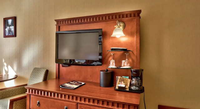 Номер Comfort Sun Peaks Lodge