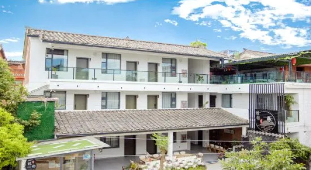 Yiyun Homestay(Puzhehei Qinglong mountain), Buchen Sie Hotel Hotels in Yunnan mit Parkplatz, Parkplätze