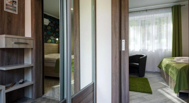 Villa Zora, Boek Villa Hotels in Northeastern Slovakia met parkeren, Parkeren