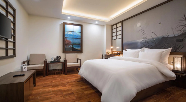 Brandi Fuji Hotel