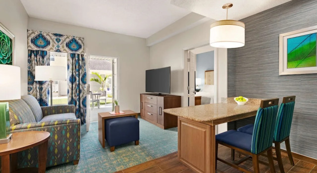 Двухместный номер Standard с видом на бассейн Homewood Suites by Hilton Fort Myers