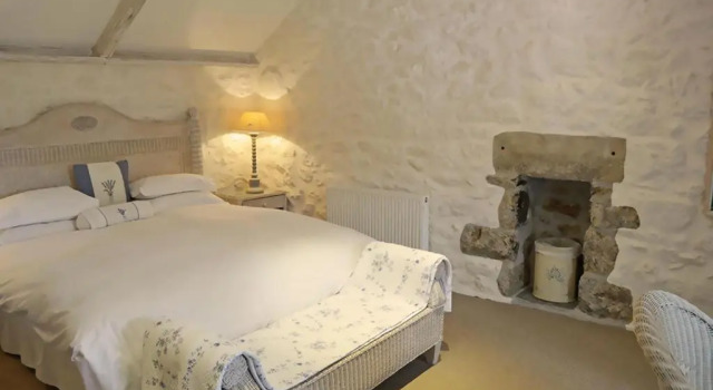 Tregaddra Farm B&B