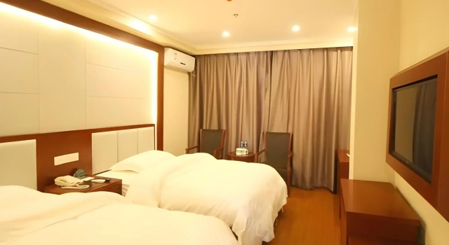 GreenTree Inn Anhui Fuyang Railway Station W XianGYAng Road Business Hotel, Book Hotel Fuyang Anhui