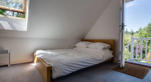 The Annexe, Book Pension Cheltenham 