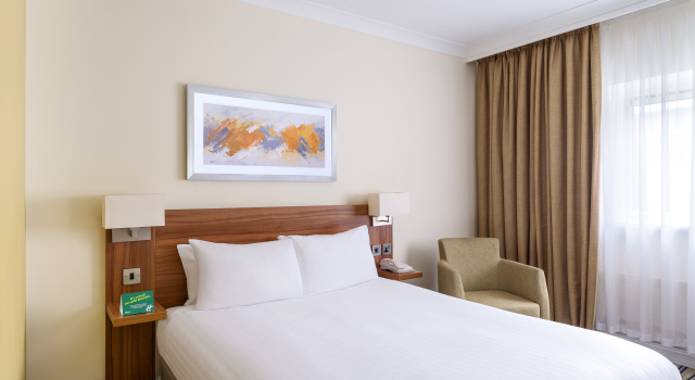 Holiday Inn Rochester-Chatham, Book Hotel Rochester Kent
