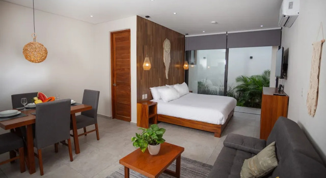 Студия Deluxe XKAA Ocean View Condos By Smart Rentals