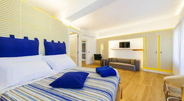 Двухместный люкс Deluxe Luiselle Charming Accommodation Sorrento City Center