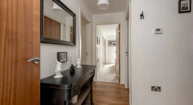 Ultra Stylish 2 Bed/2 Bath with Balcony & Parking, Prenota Hotel Hotel a Lothian con parcheggio, Parcheggio