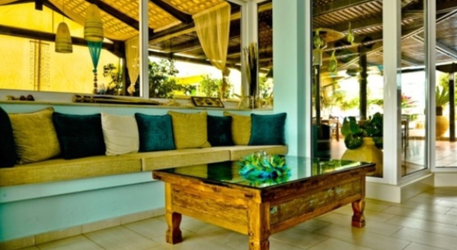 Mari Apartments