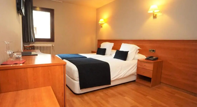 Трёхместный номер Standard Hotel & SPA Niunit