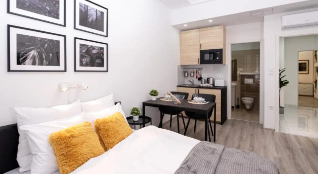 Апартаменты Charming studio at downtown