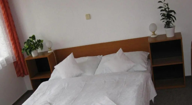 Hotel Amos, Reserva ahora Hotel Fulnek Moravia-Silesia