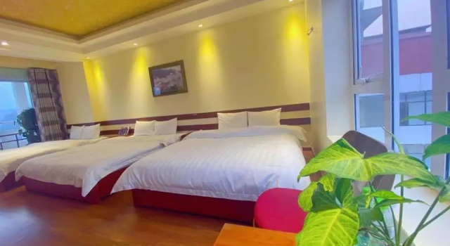 Семейный номер Standard с видом на горы Sen Trang Hotel