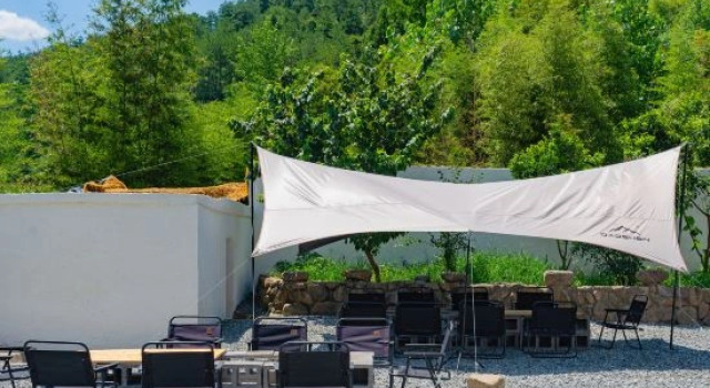 Under Persimmon Trees · Fam&Team Retreat·Pool·Pet Stay (Tonglu OMG Park Branch), Rezerwuj Hotel Hotele w Hangzhou z basenem, Basen