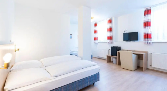 Номер Economy Hotel am Römerplatz