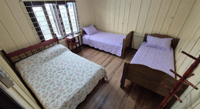 CASA PERTINHO DA PRAIA PARA ATÉ 12 PESSOAS COM MESA DE SINUCA E PING PONG aceita pets
