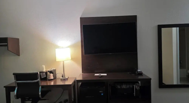 Standard Vierer Zimmer Red Roof Inn Ames